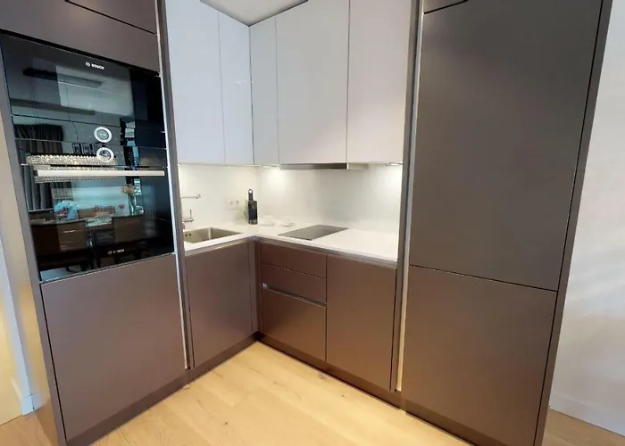 White Pearl 2.03 Apartment *